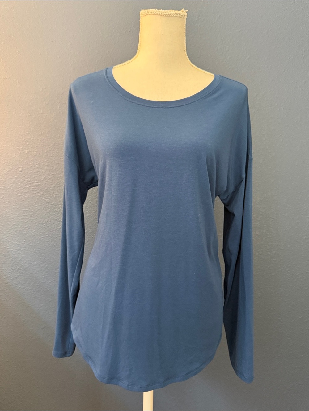 Athleta Move With Ease Top